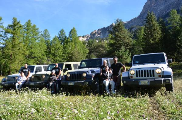 Gruppo 2^esperienza con Jeep Wrangler - Val di Thures